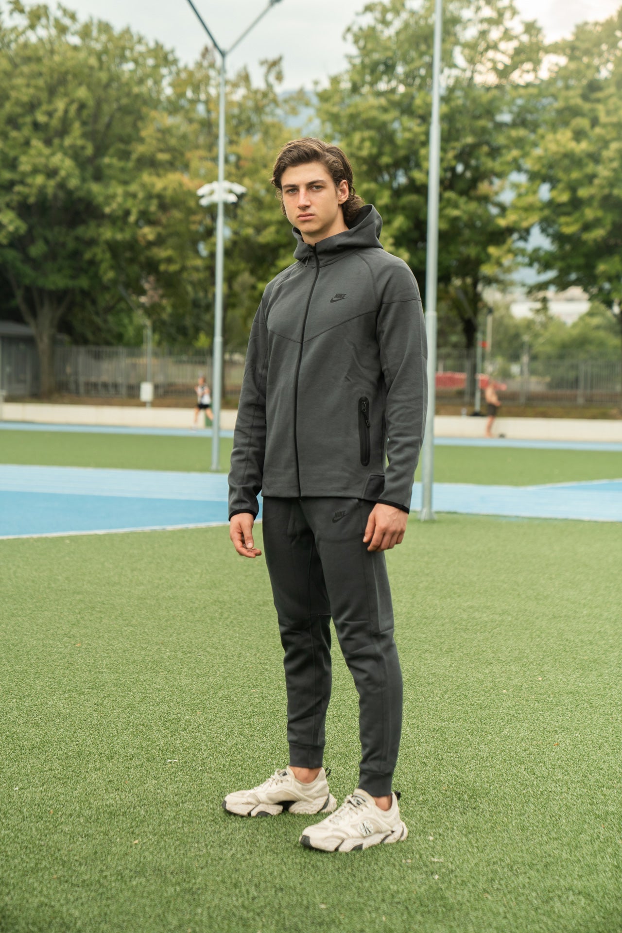 Nike Sportswear Tech Fleece - Graphite Gray