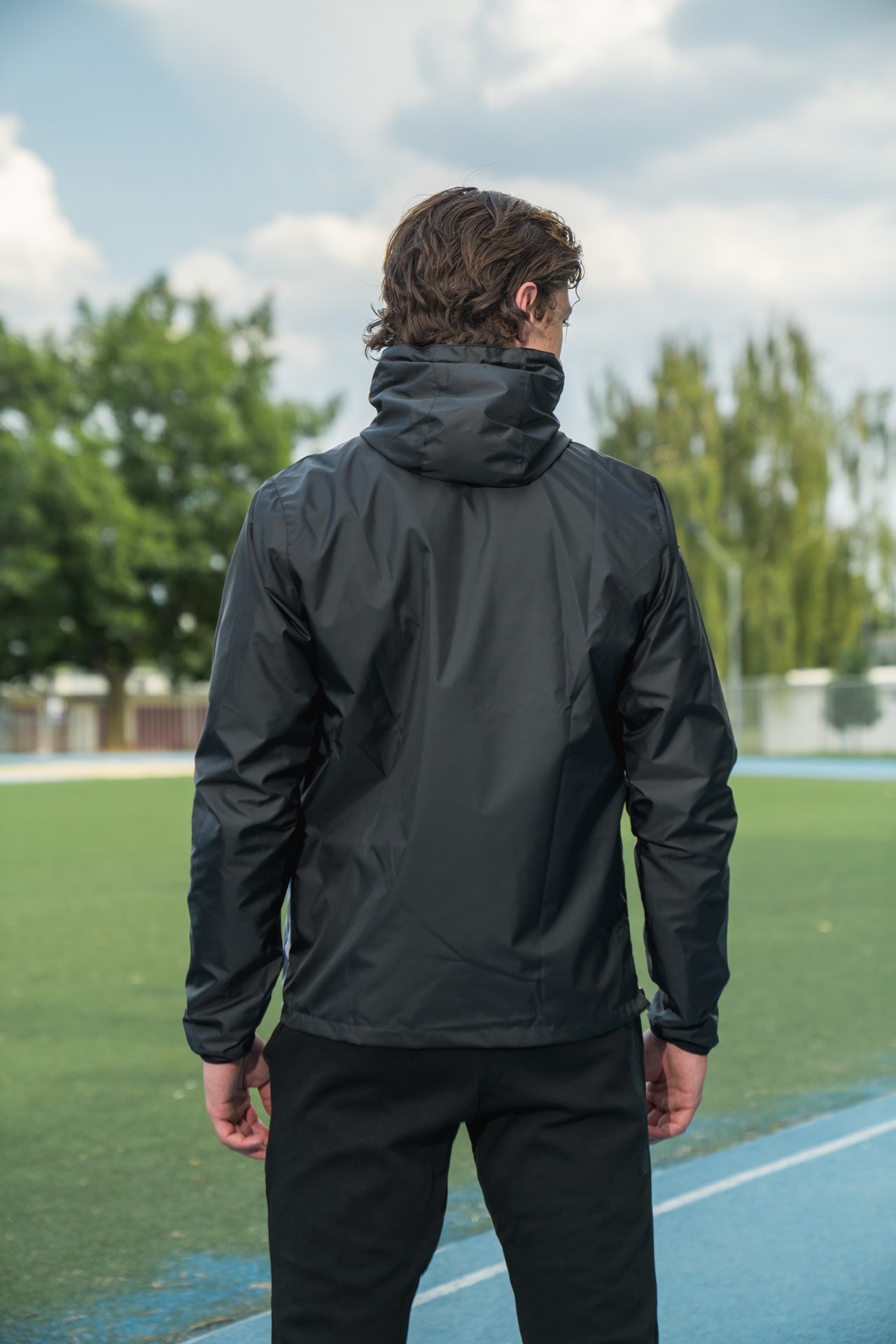 Nike Pro Windrunner - Black and white