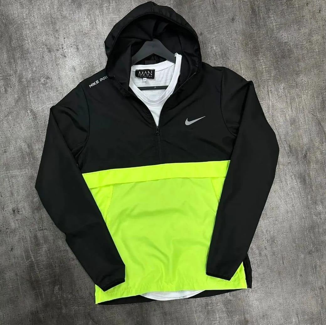 Nike Pro Windrunner - Electric green